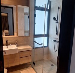 RiverGate (D9), Apartment #637800151